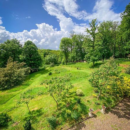 Ryokan Lankana Exideuil-sur-Vienne Екстериор снимка